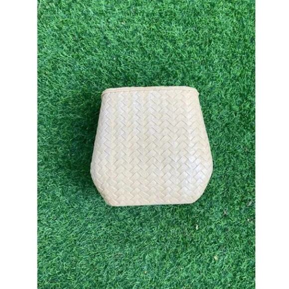 DAISY Planter Basket - White Flower Pattern Plant Holder - Picture 6 of 6